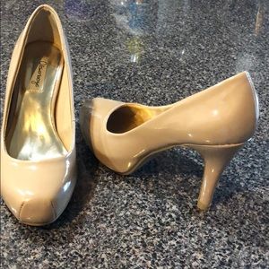 Beige pumps